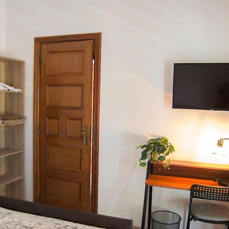 Habitacio V Cal Kim Διαμέρισμα Martorell Εξωτερικό φωτογραφία